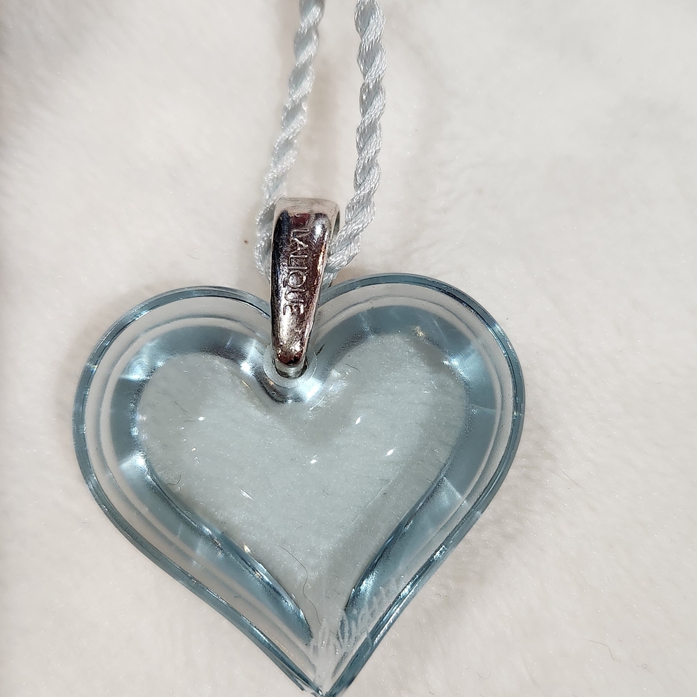 Lalique Light Blue Heart Pendant Necklace - Picture 4 of 10